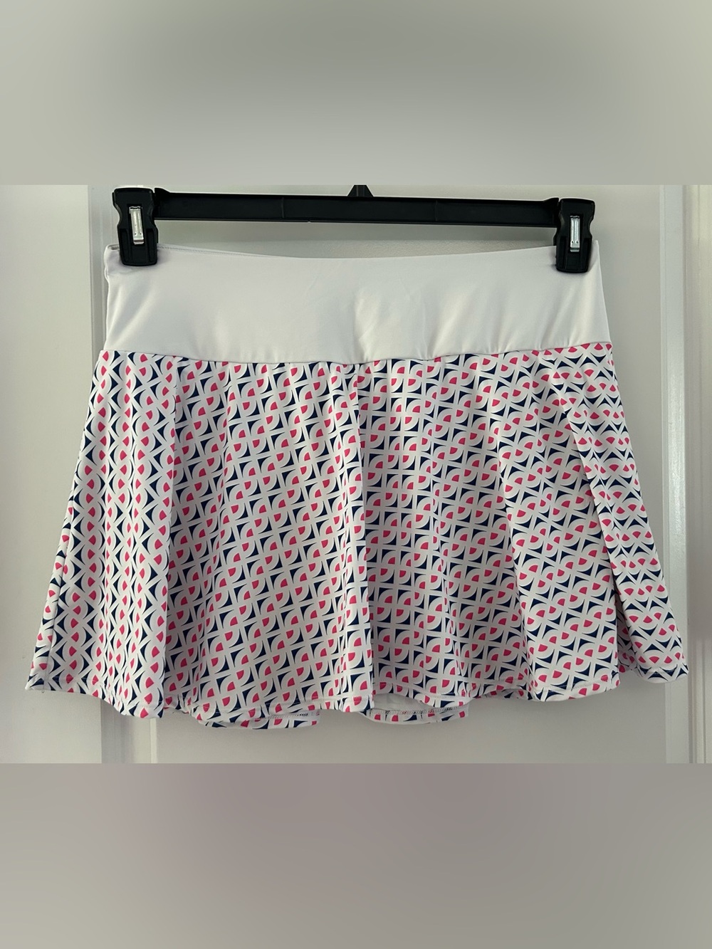 Kyodan White, Navy & Pink Geometric Print Flared Skort•White Short•Size Large